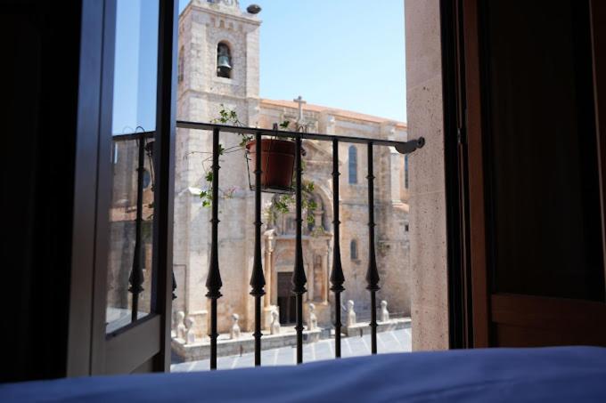 Apartamentos Turisticos Empecinado Roa Exteriér fotografie