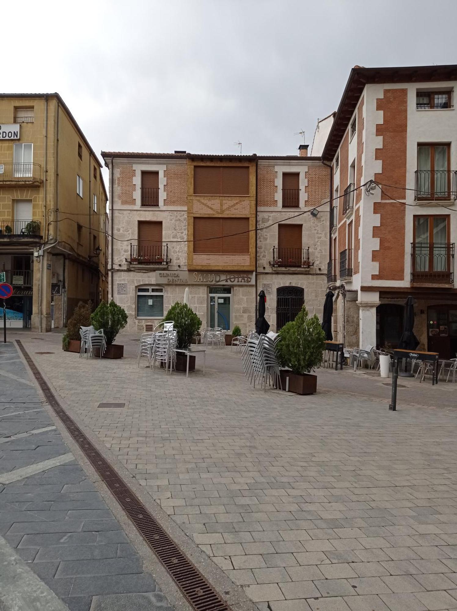 Apartamentos Turisticos Empecinado Roa Exteriér fotografie